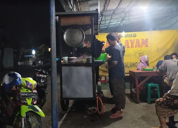 Soto-Pak-Min Soto Ayam Kampung Pak Min Gombong
