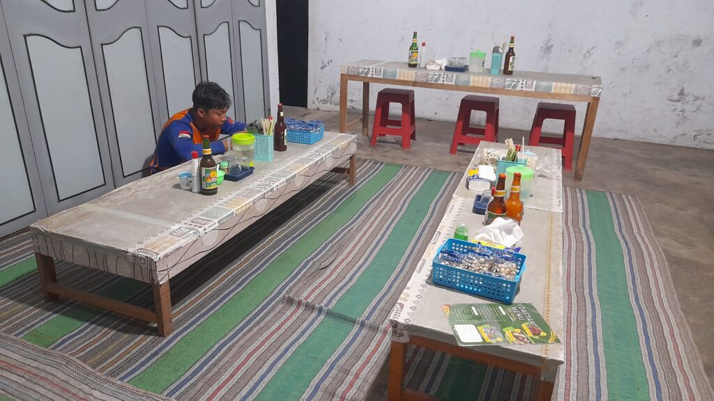 mie-ayam-bakso-woton-5-1024x576 Warung Mie Kembang: Rasa Mantap di Pinggir Jalan Daendels, Desa Jogosimo Klirong