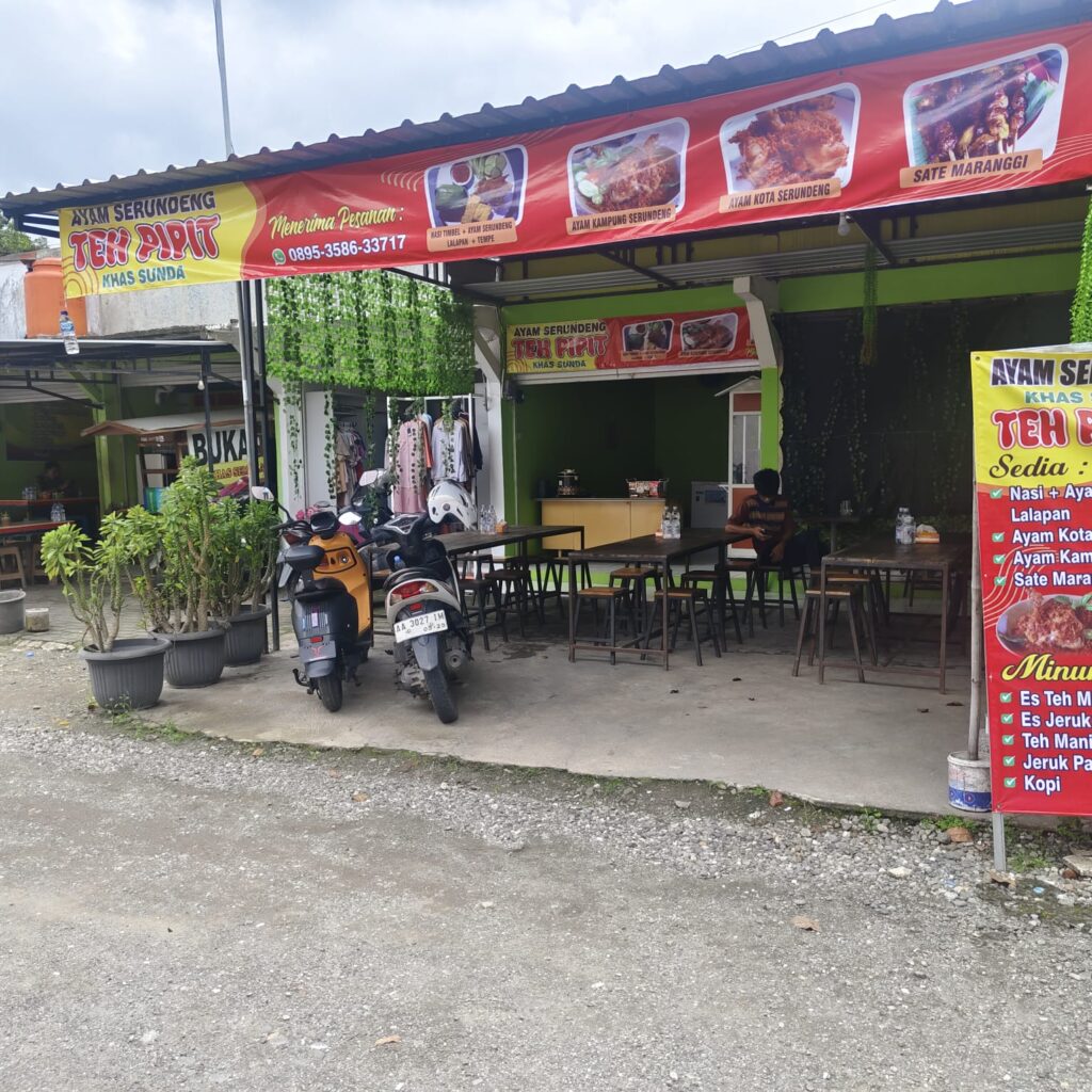 ayam-srundeng-4-1024x1024 Kuliner Khas Sunda Hadir di Kebumen, Ayam Serundeng Teh Pipit Jadi Primadona